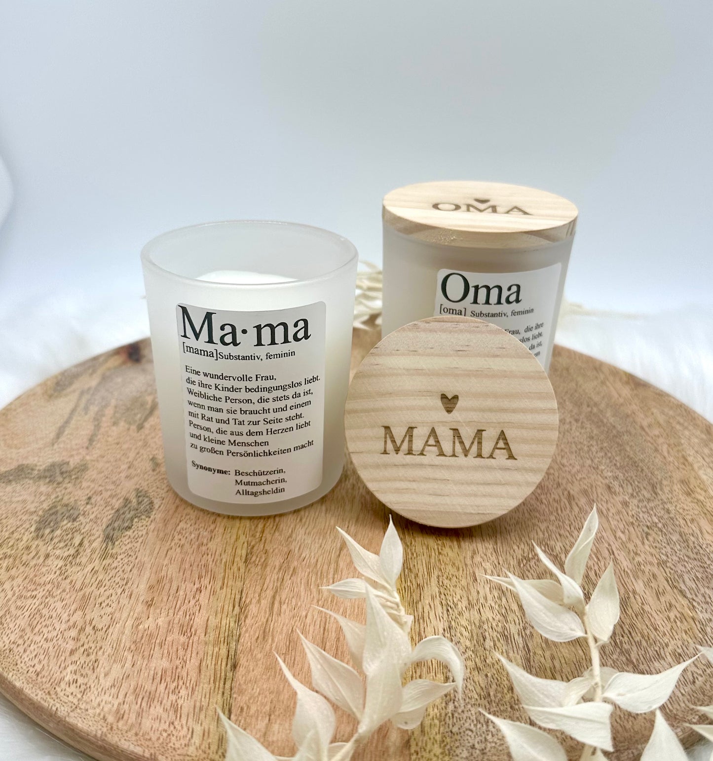 Kerze im Glas, Muttertagsgeschenk, Mattes Glas mit Holzdeckel, Duft: Fresh Flower, 140 gramm Kerze, Holzdeckel graviert.