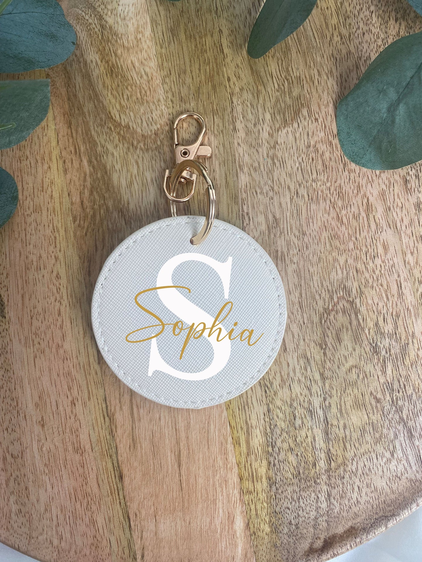 Schlüsselanhänger Personalisiert mit Namen - Reiseanhänger - Kunstleder Anhänger - Geschenk personalisiert  - Beige - Rosa - Grau - Schwarz