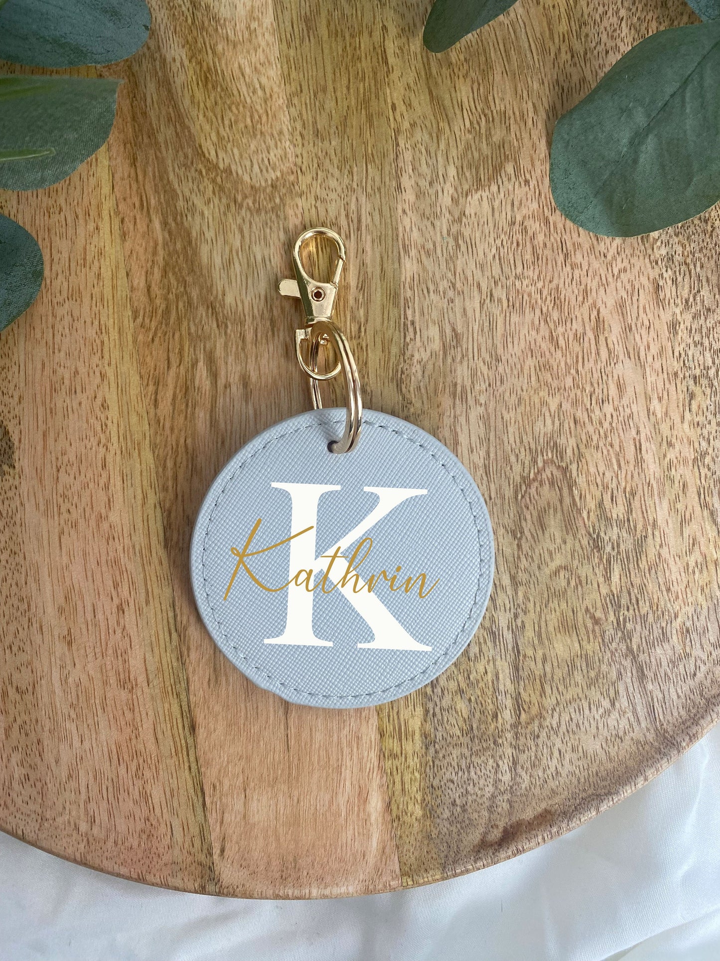 Schlüsselanhänger Personalisiert mit Namen - Reiseanhänger - Kunstleder Anhänger - Geschenk personalisiert  - Beige - Rosa - Grau - Schwarz