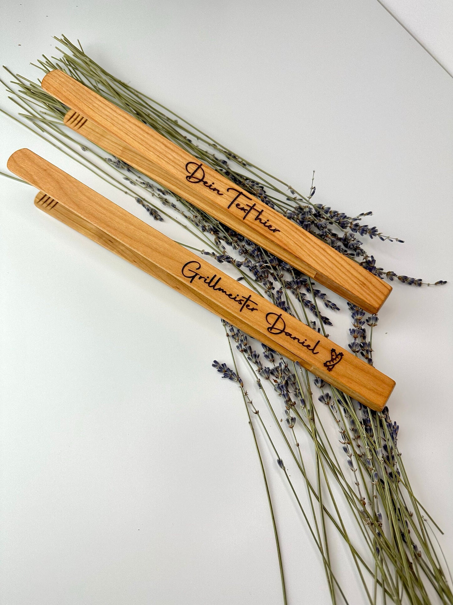 Personalisierte Grillzange - Geschenkidee für Männer - Grillzange mit eigenen Text personalisiert - Vatertag - Männergeschenk