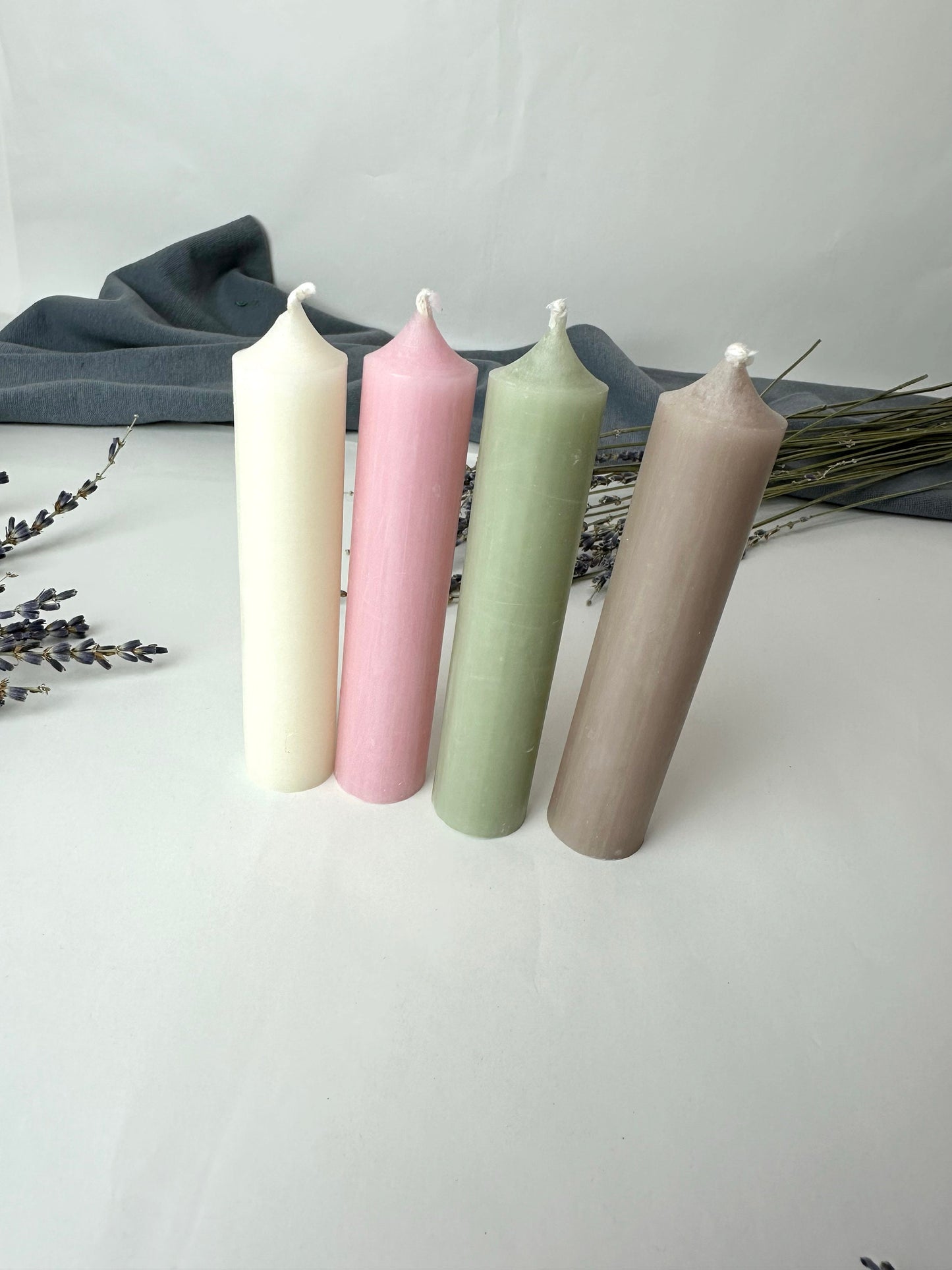 Ostergeschenk - Kleinigkeit zu Ostern -Mitbringsel Ostern - Osterhase - Ostergestell mit Kerze - Holzgestell Osterdeko