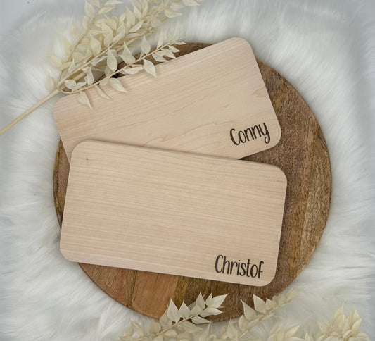 Frühstücksbrettchen personalisiert mit Namen - Einzugsgeschenk - Einweihungsgeschenk - Holzart: Ahorn 